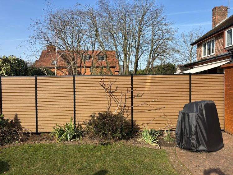 Durapost fencing installation near Reading